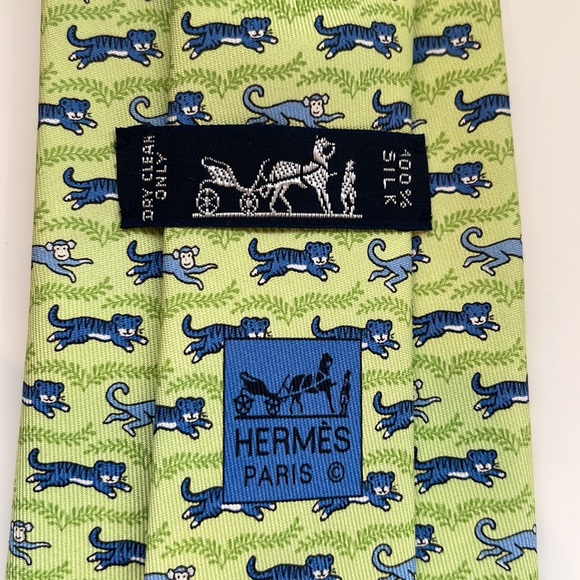 HERMES Monkeys & Tigers Tie - Picture 2 of 4
